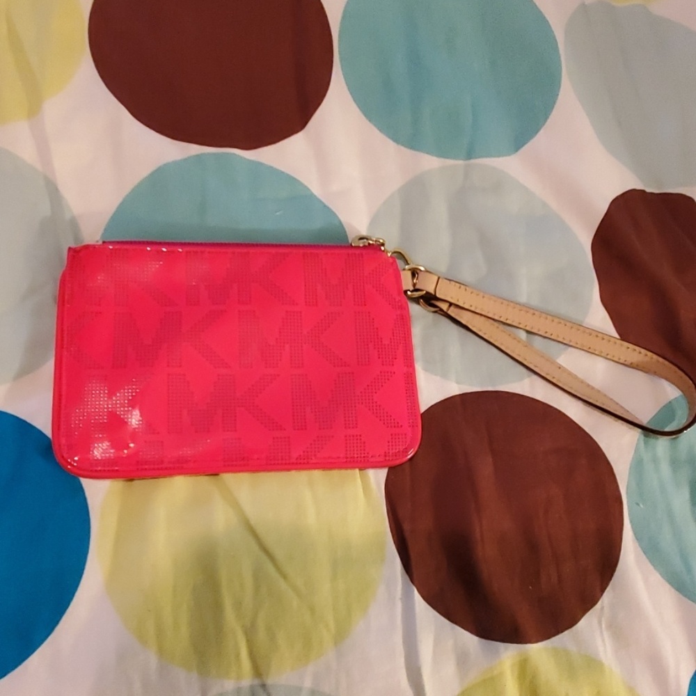 🎈Michael Kors🎈wristlet - Picture 3 of 4